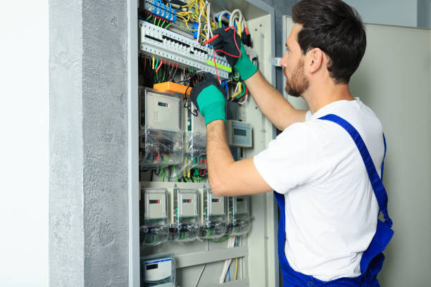 Best Local Electrician Companies  in West Elmira, NY